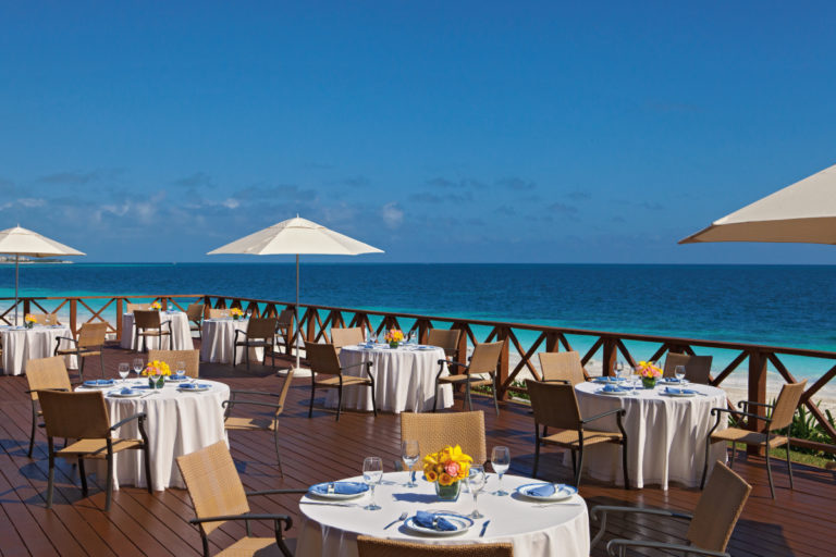 sapphire-dining_bluewater